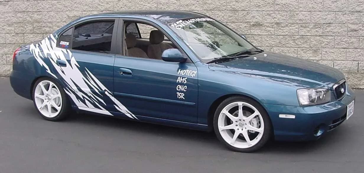 2001 Hyundai Elantra garage profile 2001 Hyundai Elantra owned by stefhan — similar build on CarCultureHQ