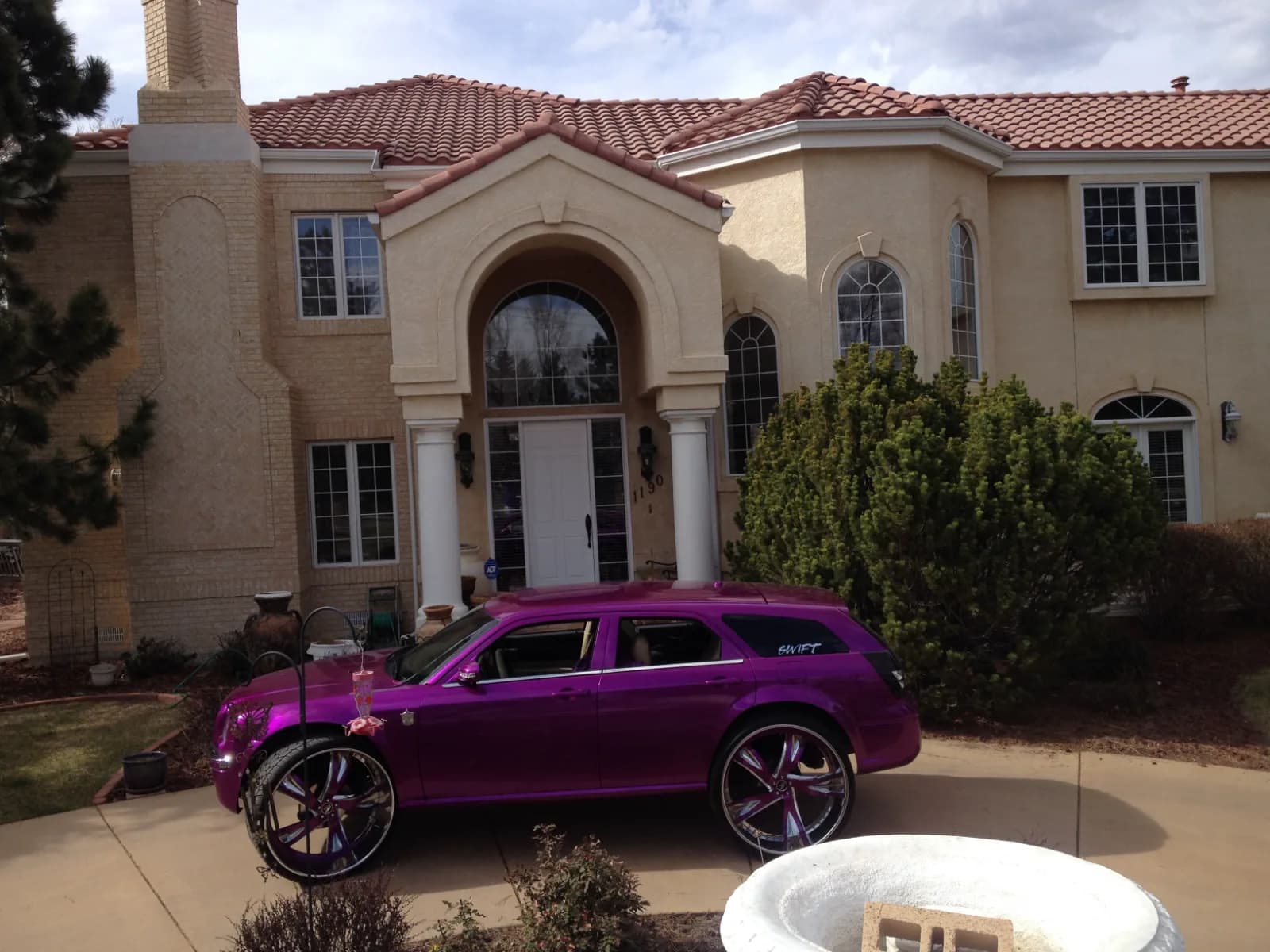Magnum custom cars