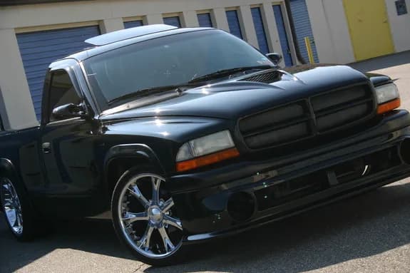 2001 Dodge Dakota garage profile 2001 Dodge Dakota owned by lo1dakota — similar build on CarCultureHQ
