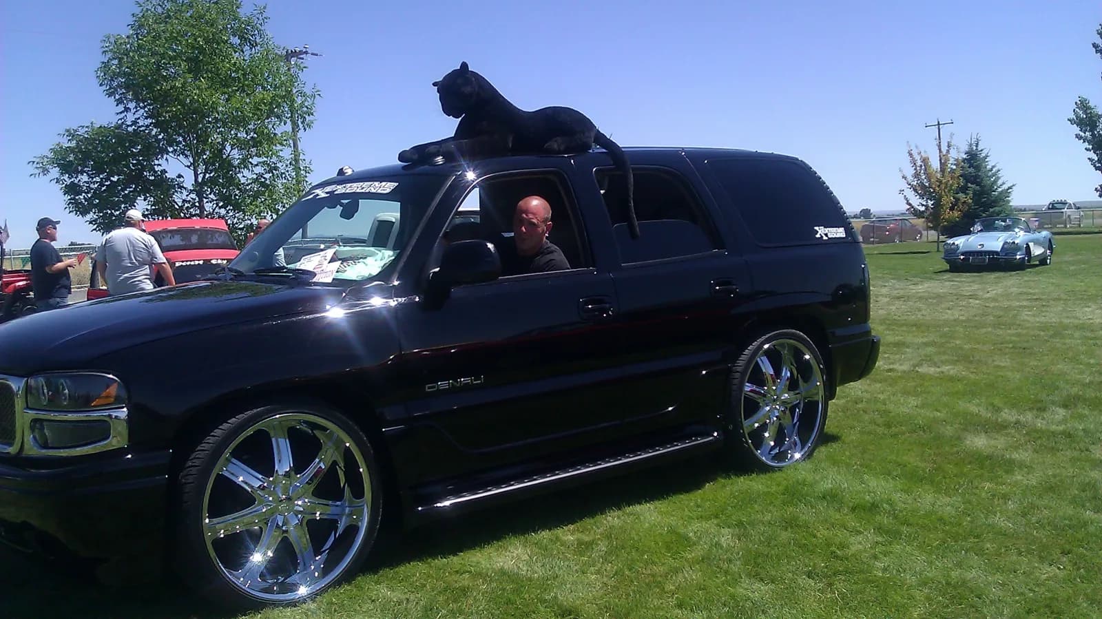 2005 Gmc Yukon - sittn24s's Garage sittn24s's custom 2005 Gmc Yukon build at CarCultureHQ