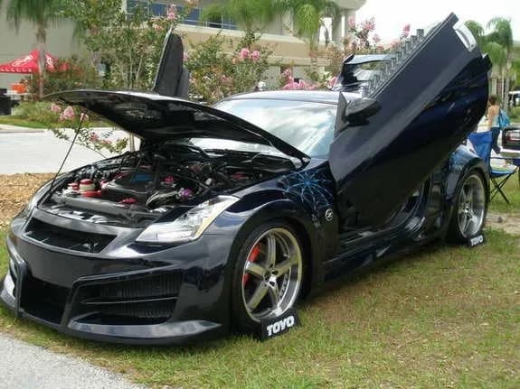 2005 Nissan 350Z garage profile 2005 Nissan 350Z owned by Cayenne2005 — similar build on CarCultureHQ