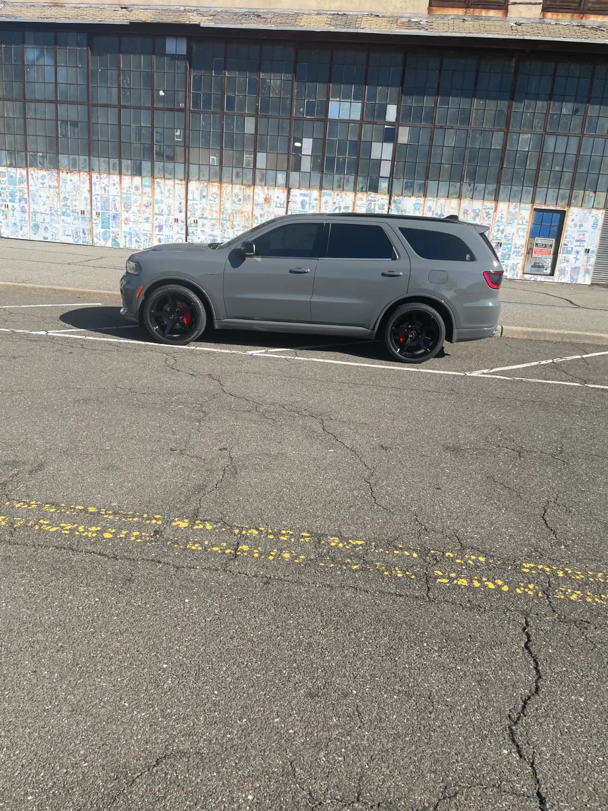2023 Dodge Durango garage profile 2023 Dodge Durango owned by bigbreezy345 — similar build on CarCultureHQ