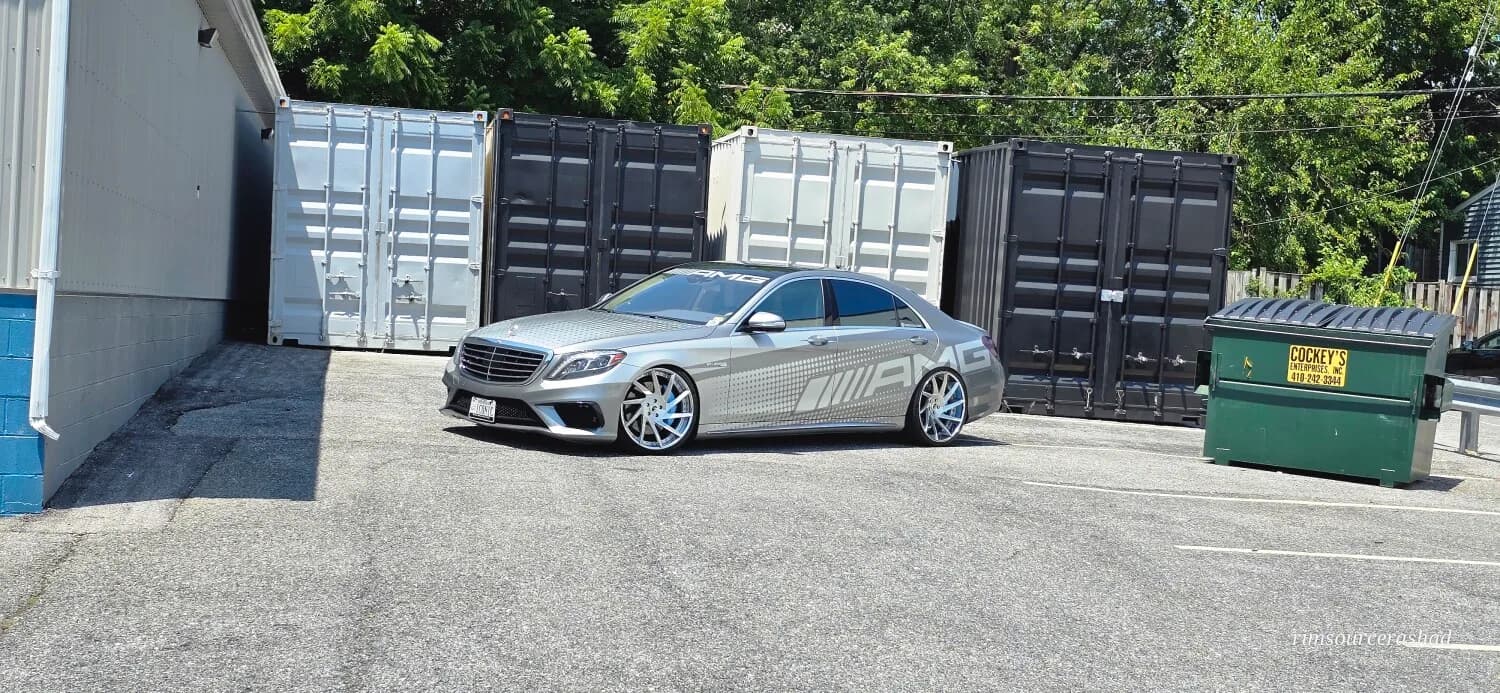 2015 Mercedes-Benz S-Class garage profile 2015 Mercedes-Benz S-Class owned by iconicrashad — similar build on CarCultureHQ