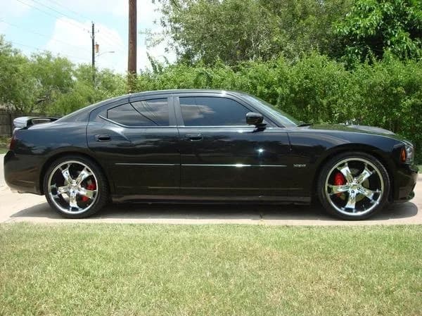 2006 Dodge Charger - BigMikeSRT8's Garage BigMikeSRT8's custom 2006 Dodge Charger build at CarCultureHQ