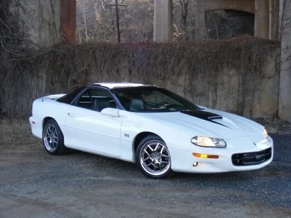 2001 Chevrolet Camaro garage profile 2001 Chevrolet Camaro owned by veitSSki8701 β similar build on CarCultureHQ