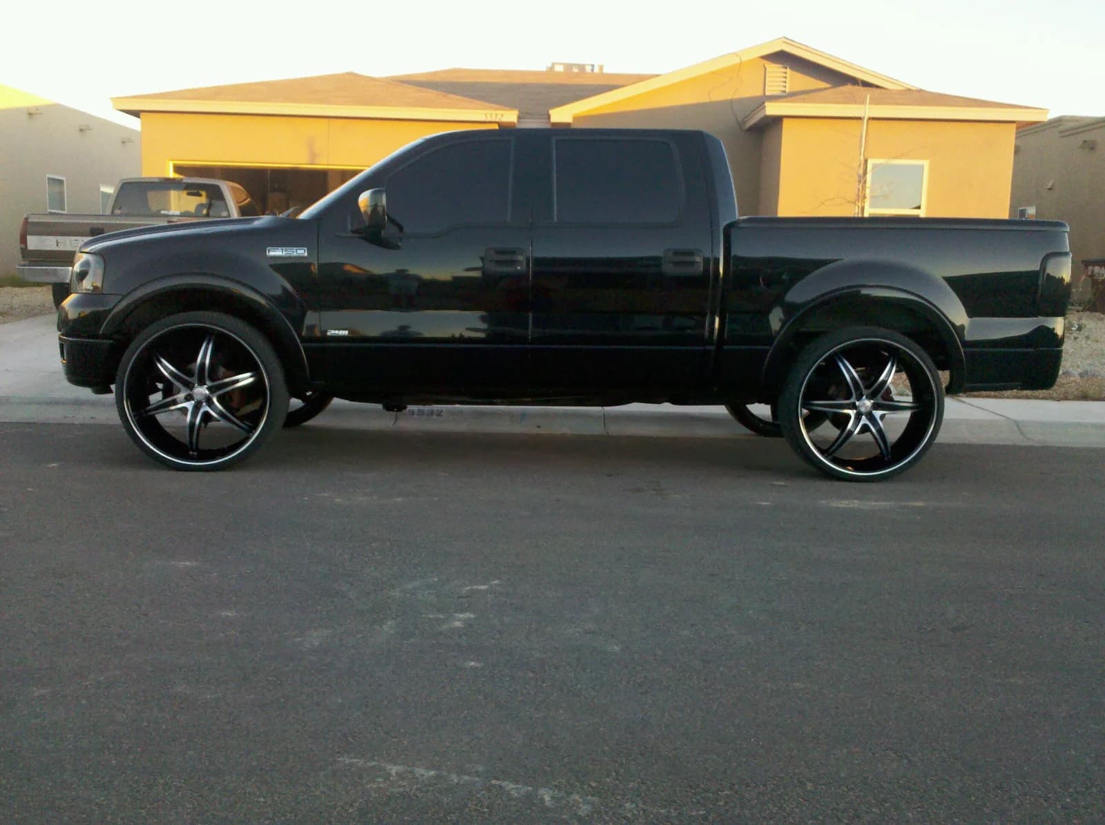 2004 Ford F-150 - 04_Ford_24s's Garage 04_Ford_24s's custom 2004 Ford F-150 build at CarCultureHQ