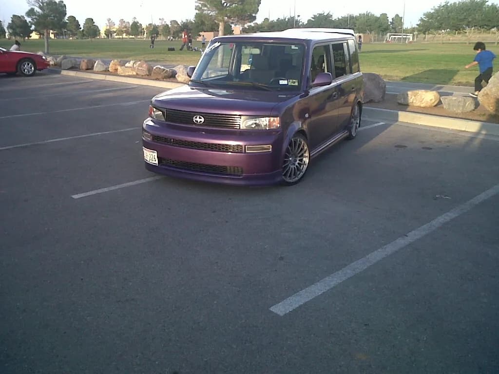 2005 Scion xB - RoskisBoX's Garage RoskisBoX's custom 2005 Scion xB build at CarCultureHQ