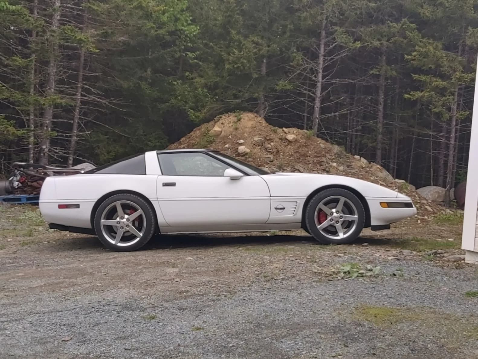 1995 Chevrolet Corvette - 6stringgg's Garage 6stringgg's custom 1995 Chevrolet Corvette build at CarCultureHQ