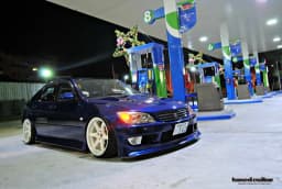 2001 Lexus IS