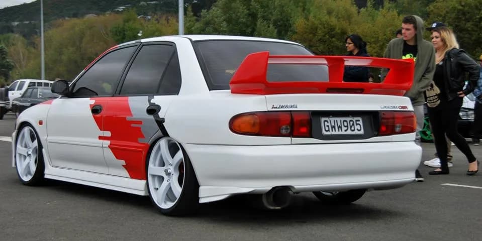 1994 Mitsubishi Lancer Evolution garage profile 1994 Mitsubishi Lancer Evolution owned by VR4HOZ — similar build on CarCultureHQ