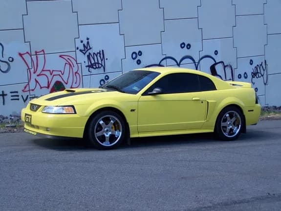 2000 Ford Mustang garage profile 2000 Ford Mustang owned by SpringEdition-GT β similar build on CarCultureHQ