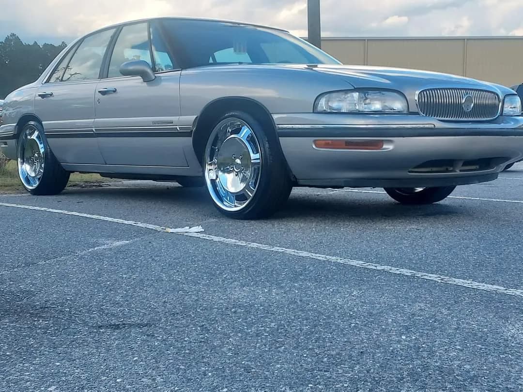 1997 Buick LeSabre garage profile 1997 Buick LeSabre owned by BuickMan88 — similar build on CarCultureHQ