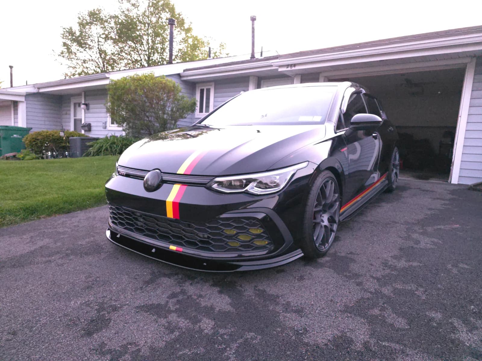 2024 Volkswagen Golf GTI garage profile 2024 Volkswagen Golf GTI owned by VDUBBN — similar build on CarCultureHQ